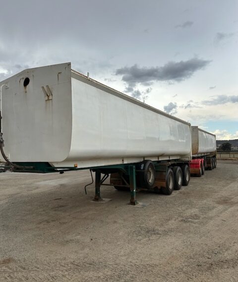 TSE END TIPPERS FOR HIRE AT MT BARKER MACHINERY TRANSPORT